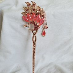 Beautiful Hair Accessory. Approximate Measurements Length 6.5in Including Peacock Peacock Length 2in Width 1.5in Smoke Free Home. Bundle And Save! Peacock Hair Color, Peacock Hair Clip, Peacock Hair, Beautiful Hair Accessories, Hair Accessory, Pink Gold, Hair Clip, Pink And Gold, Beautiful Hair