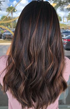 Brown Hair With Lowlights, Dark Chocolate Brown Hair, Long Hair Highlights, Highlights For Dark Brown Hair, Dark Brunette Hair