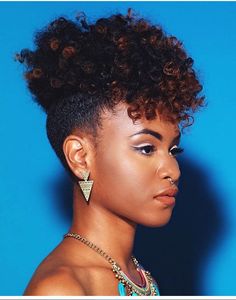 Natural Hair Short Cuts, Hair Twist Styles, Hairdos For Curly Hair, Braided Hairstyles Updo