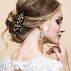 Size : 3.75" X 1.3" Dance Hair, Evening Cocktail Party, Gold Hair Comb, Prom Dance, Crystal Hair Comb, Dance Hairstyles, Arm Bracelets, Bridal Gloves, Go Pink