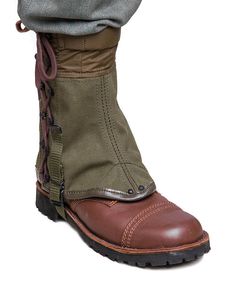 "Genuine italian army canvas gaiters Featuring an elastic cuff at the top and leather at the bottom With the one-size-fits-most design you can use these gaiters on just about every type of shoe or boot that you have. Made of very thick canvas, steel hooks, thick laces, nylon understrap and a little hook at the front to attach to the boot lace Condition: NEW Shipping to United states, Canada, Europe * Economy shipping Shipping time : 7-21 working days or sometime more * Standard shipping with tra Khaki Combat Boots For Outdoor Work, Military Style Khaki Boots For Outdoor Work, Khaki Military Boots For Outdoor Work, Military Leather Hiking Boots, Military Style Winter Boots For Outdoor, Thorny Plants, Fair Outfit, Fit Board, Italian Army