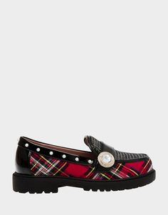 Update your little ones' style with the KIDS' MARIM RED MULTI plaid loafer! Featuring premium material and a snazzy plaid pattern that will look sweet on any tiny fashionista. Perfect for school days, playdates, and even family outings.  Kids / Girls' loafer Imported Girls Loafers, Family Outings, Classy Shoes, Family Outing, Shoe Size Chart, School Days, New Kids, Plaid Pattern, Big Kids