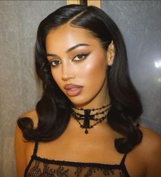 tumblr girl cindy kimberly makeup makeup aesthetic wolfie cindy Cindy Kimberly Black Dress, Kimberly Hair, Mob Wife Makeup, Wolfie Cindy, Cindy Moon, Feminine Makeup, Dark Makeup Looks, Latina Makeup, Smokey Eyeliner