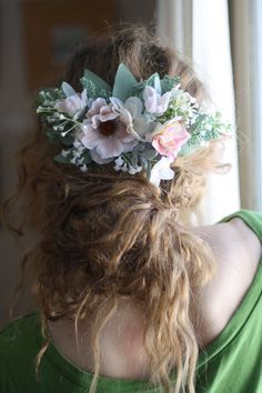 Eucalyptus crown greenery dried flower hair vine baby breath | Etsy Baby Breath Flower Crown, Crown Bridal Hair, Flower Garland Hair, Flower Girl Tiara, Flower Crown Bridesmaid, Pink Flower Headband, Flower Crown Bride, Bridal Floral Crown, Bridal Floral Headpiece