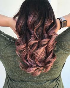 Rose Gold Balayage Hair  @beautyby_tiana @brittainyjade Hair Color Ideas For Brunettes Balayage, Rose Gold Balayage, Hair Elegant, Brunette Balayage, Balayage Blonde, Spring Hair Color, Spring Hair, Winter Hair Color, Trendy Hair Color