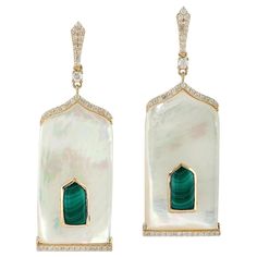 Handcrafted from 18-karat gold, these earrings are set with 3.93 carats Malachite, 27.32 carats mother of pearl and .84 carats of glimmering diamonds. FOLLOW MEGHNA JEWELS storefront to view the latest collection & exclusive pieces. Meghna Jewels is proudly rated as a Top Seller on 1stDibs with 5 star customer reviews. All items manufactured by us are handmade and can be customized or redesigned. Composition Size-58X19 MM Total Weight-18.65 Gold Weight(Gms)-12.233 Diamond Wt(Cts)-0.84 Malachite Luxury Elegant Malachite Earrings, Diamond Earrings For Women, Malachite Jewelry, Pearl Earrings Dangle, Pearl Gemstone, Gold Earrings Dangle, Bridal Jewelry, Mother Of Pearl, Women's Earrings