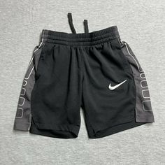 NIKE ELASTIC WAIST SHORTS TODDLER BOYS SIZE 2 SMALL. Nike Shorts Boys, Masculine Outfits, Short Nike, Gents Kurta Design, Gents Kurta, Draw Ideas, Boy Toddler, Kurta Design, Stylish Men Casual