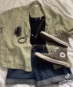 Surfergirl Style, Downtown Outfits, Swaggy Outfits, Fashion Mode, S N, Casual Style Outfits, Mode Inspiration, Dream Clothes, Teen Fashion Outfits