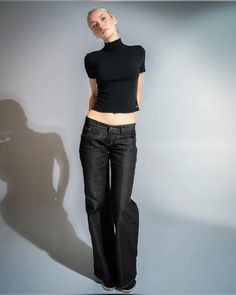 Baggy Low Waist Jeans, Low Waist Jeans, Fall Fits, Jeans Outfit, Models Off Duty, Waist Jeans, Dream Clothes