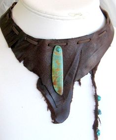 Leather Jewelry Making, Handmade Leather Jewelry, Leather Jewellery, Chocolate Leather, Leather Gear, Leather Art, Leather Chokers, Textile Jewelry, Leather Projects