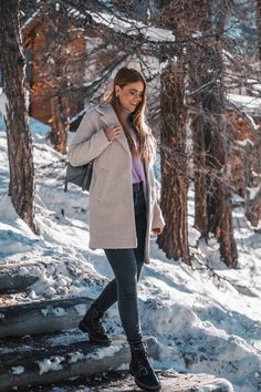 City to Snow: 11 Outfits I Wore in Switzerland — Lion in the Wild Dresses To Wear In Kashmir Trip, Europe Spring Outfits, Switzerland Outfit, Trip Fashion, Kashmir Trip, Snow Outfits, Switzerland Itinerary, 2021 Outfits