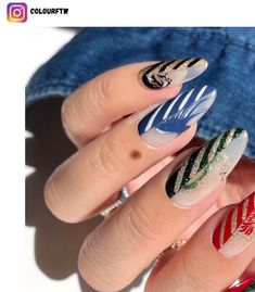 Cute Harry Potter Nail Designs, Halloween Harry Potter Nails, Universal Studios Nail Art, Harry Potter House Nails, Harry Potter Acrylic Nails Slytherin, Griffindor Nails Designs, Universal Nail Designs, Ravenclaw Nails Harry Potter, Universal Studios Nails Design