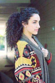 Woman With Curly Hair, Curly Hair Inspiration, Curly Girl Hairstyles, Long Curly Hair, Curly Girl, Long Curly, Natural Curls, Hair Dos, Curly Hair Styles Naturally