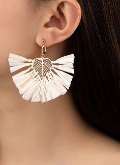 Statement Earrings Raffia Straw Leaf Drop2.5 Wide Imported Elegant White Hoop Earrings For Beach, Elegant Tassel Earrings For Summer Vacation, Elegant Tassel Earrings For Beach In Summer, Elegant Summer Tassel Earrings For Beach, Beach Drop Clip-on Earrings, Trendy White Tassel Earrings For Summer, White Earrings For Beach And Spring Season, White Drop Tassel Earrings For Beach, White Tassel Drop Earrings For Beach