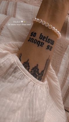 Tattoos Behind Ear For Women, Tattoos Designs Drawings, Kindness Tattoo, Hogwarts Castle Tattoo, Tattoos Emo, Kill Them With Kindness, Tattoos Behind Ear, Castle Tattoo