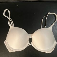 White Victoria's Secret Bombshell Plunge Bra. Size 32b There Are No Tags But It's Never Been Worn. Increases By 2 Cup Sizes! Victoria's Secret Bra With Built-in Bra, Victoria's Secret White Padded Bra, White Low-cut Padded Bra, Victoria's Secret White Bra With Removable Pads, White Victoria's Secret Push-up Bra, Victoria's Secret White Push-up Bra, Victoria's Secret Bombshell, Cup Sizes, Plunge Bra