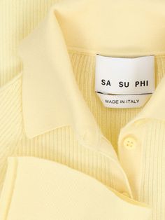 Sa Su Phi ribbed polo shirt in yellow cashmere and silk with classic collar, front buttons, split cuff detail, straight hem. Composition: 70% Cashmere, 30% Silk Fitted Polo Collar Top With Button Cuffs, Spring Collared Polo Sweater For Work, Spring Polo Sweater With Seamless Collar, Spring Polo Collar Sweater For Work, Spring Workwear Polo Shirt With Ribbed Collar, Fitted Yellow Polo Shirt For Spring, Spring Ribbed Polo Collar Sweater, Fitted Yellow Classic Polo Shirt, Classic Fitted Yellow Polo Shirt