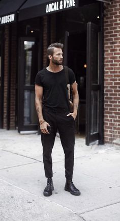 Total Black Outfit Men, Business Casual Outfits For Men, Dating Photos, Black Summer Outfits, Leather Jacket Outfit Men, Man Outfit, Black Minimal