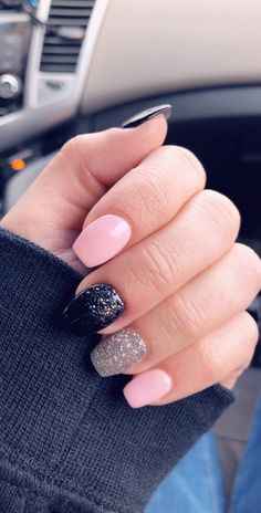 Black And Pink Fall Nails, Black Pink And Glitter Nails, Pink Black And Glitter Nails, Pink Black Glitter Nails, Black Pink Glitter Nails, Black And Pink Dip Nails, Gel Nail With Glitter, Pink Black And Silver Nails, Black Nails With Pink Glitter