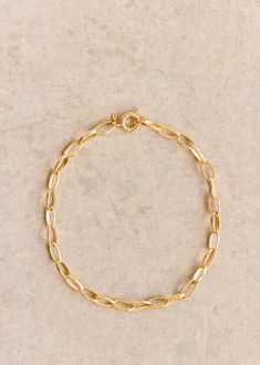 Fine gold-plated chain in mostly recycled brass;Length: 40 cm / 15.7 in Yellow Gold Chain Link Bracelet In Brass, Yellow Gold Brass Chain Link Bracelet, Gold Chain Link Bracelet In Brass, Gold Link Bracelet In Brass Chain Style, Brass Gold Chain Link Bracelet, Brass Chain Link Bracelet With Gold Chain Detail, Elegant Gold Link Bracelet In Brass, Gold-plated Oval Link Bracelet, Gold-tone Gold Bracelet With Chunky Oval Link Chain