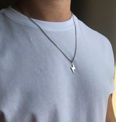 Cool Necklaces For Boys, Mens Chain Designs Silver, Guys Necklaces Silver, Mens Necklace Pendant Sterling Silver, Best Necklace For Men, Silver Chain Men Aesthetic, Chain Ideas For Men, Sterling Silver Chains For Men, Men Chain Necklace Outfit