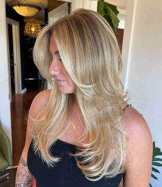 38 Stunning Haircuts with Long Layers for Straight Hair Layers For Straight Hair, Haircuts With Long Layers, Old Money Blonde, Choppy Layered Haircuts, Layered Thick Hair, Straight Layered Hair, Extra Long Hair, Straight Hair Cuts, Long Brunette