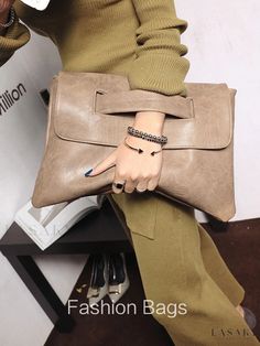 Lasaky - Professional Womens Magnetic Clutch Bag with Crossbody Strap for Easy Commuting and Ample Storage Capacity Laptop Handbag, Luxury Clutch, Envelope Clutch Bag, Large Clutch, Vintage Clutch, Ladies Clutch, Trending Handbag, Envelope Clutch, Leather Clutch Bags