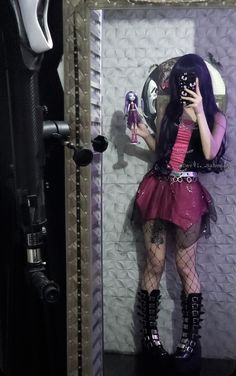 - ig: @devil._.nahemah • #aesthetic #softgoth #monsterhigh  #spectra Spectra Halloween Costume, Spectra Vondergeist Costume, Spectra Monster High Costume, Spectra Vondergeist Cosplay, Spectra Cosplay, Spectra Costume, Spectra Monster High, Monster High Costumes