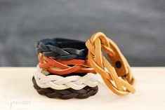 These are fantastic ideas - I'm going to start making some for Christmas! 25 DIY handmade gifts people actually want. Handmade Jewelry Diy Bracelets, Braided Bracelet Tutorial, Diy Braided Bracelet, How To Make Leather, Braid Bracelet, Braided Bracelet Diy, Homemade Mothers Day Gifts, Diy Jewelry Projects, Diy Braids