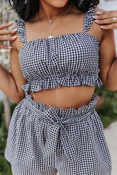 Stay flirty and fabulous in our trendy 'Ruffled Up' top featuring lightweight material patterned with a black and white gingham print, a straight neckline with smocked detailing in the back, ruffled sleeveless shoulder straps, and a flattering bodice that ends in a ruffled crop hemline! Plus, this top comes lined with padding. Gingham Ruffle Tops For Vacation, Gingham Ruffled Tops For Vacation, Brandy Melville Crop Tops, Gingham Crop Top, Seersucker Top, Top Net, Vintage Formal Dresses, Solid And Striped, Black And White Gingham