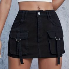 Vitara Suzuki, Summer Workwear, Plaid Pants Women, Short Skirts Outfits, Korean Fashion Black, Skirt Outfit Ideas, Reworked Clothing, Short Jean Skirt, Workwear Shorts