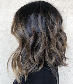 Long Bob Wavy Hair, Wavy Bob Haircuts, Short Wavy Bob, Wavy Lob, Hair Adviser, Wavy Bob Hairstyles, Wavy Bob, Long Bob Haircuts, Natural Wavy Hair