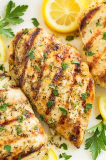 Crystal P Fitness and Food: Greek Chicken and Greek Salad Meal Prep Greek Chicken Marinade, Half Chicken, Greek Lemon Chicken, Doner Kebab, Grilled Chicken Recipes, God Mat, Cooking Classy, Chicken Marinades, Diet Keto