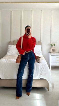 Red Dress Autumn Outfit, Ootd Frio Casual, Ootd Frio, Mom Outfits Spring, Dinner Outfit Casual, Skandinavian Fashion, Trendy Outfits Winter, Elegante Casual, Looks Street Style