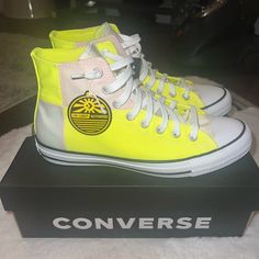 Brand New Converse Uv High Top Men’s Size 9. The Shoes Are Activated In Sunlight And Changes With It!! Really Cool Shoe Just Didn’t Fit Me Casual Neon Lace-up Sneakers, Casual White High-top Sneakers With Reflective Details, Casual Neon Yellow Sneakers For Summer, Converse Sporty High-top Sneakers For Summer, Casual Green High-top Fade-resistant Sneakers, Sporty Converse High-top Sneakers For Summer, Sporty Summer High-top Converse Sneakers, Neon Casual Sports Sneakers, Neon Lace-up Casual Sneakers