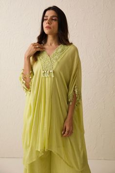 Shop for these amazing collections of Green Georgette Tissue Chanderi Asymmetric Kaftan And Flared Pant Set For Women by Chandbari online at Aza Fashions. Peach Kurti, Women Nightwear Dresses, V Neck Kaftan, Kaftan Pattern, Trendy Shirt Designs, Casual Indian Fashion