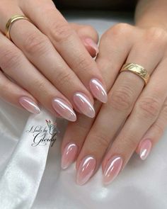 #nails #pink Pink Chrome Nails, Chrome Nails Designs, Pink Ombre Nails, Her Nails, Blush Nails, Pearl Nails