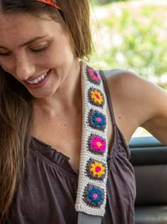 Crochet Seatbelt Cover-view 1 Seatbelt Cover, Car Decorations, Cute Car Accessories, Diy Crochet Projects, Bag Crochet