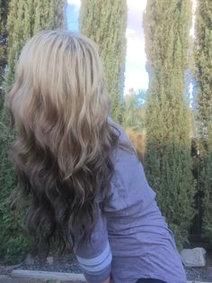 reverse ombré Dyed Hair Tips Blonde, Reverse Ombré Hair, Light Roots To Dark Ends, Hair 2024, Hair Stylies