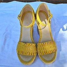 A Beautiful Brand New Pair Of Mark Fisher Yellow Espadrilles. Perferct For Summer. I'm Happy To Discount On Bundles. See My Other Listings Yellow Espadrilles With Woven Sole, Yellow Round Toe Espadrilles For Spring, Yellow Espadrilles With Woven Sole And Round Toe, Yellow Round Toe Espadrilles For Vacation, Yellow Closed Toe Espadrilles For Summer, Casual Yellow Espadrilles For Summer, Yellow Espadrilles, Marc Fisher, I'm Happy