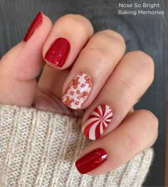 Holiday Color Street Combos, Color Street Christmas, Wonderland Nails, Nails Xmas, Nail Polish Painting