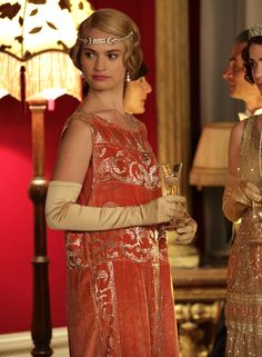 Downtown Abbey Fashion, Downton Abbey Costumes, Downton Abbey Dresses, Style Année 20, Downton Abbey Fashion, Highclere Castle, Downton Abby, 1920's Fashion, Lady Mary