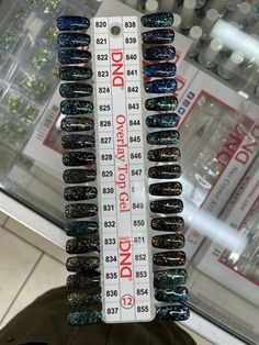 DND Overlay Top Gel Glitter Flourescent Mermaid Sparkle Effect - 0.5 oz/ 15 mL Dnd Black Glitter Gel Polish, Glitter Gel Polish Nails, Dnd Glitter Gel Polish Colors, Dnd Glitter Gel Polish, Chunky Glitter Nails, Dnd Nail Polish, Dnd Gel Polish, Glitter Overlays, Christmas Gel