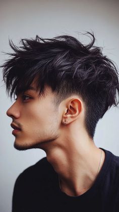 25 Classic Men's Haircuts: Unveil Textured Crop Styles Brush Cut, Classic Taper, Famous Hairstyles, Textured Crop, Classic Haircut, Easy Hair Cuts, Men's Short Hair, Spiky Hair