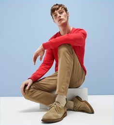 Gap | Men’s Colored Denim | Spring 2018 | Shop | Style | The Fashionisto Male Portrait Poses, Male Models Poses, Men Photography, Online Kids Clothes, Denim Wear, Gap Men, Men's Casual Style, Khaki Color, Colored Denim