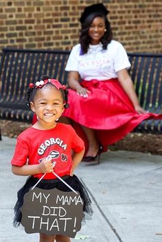 Mommy daughter graduation photo via Instagram Nursing School Graduation Pictures, Nursing Graduation Pictures, Graduation Pic Ideas, Masters Graduation, College Graduation Photoshoot, College Graduation Pictures Poses, Daughter Graduation, College Graduation Cap Decoration, College Graduation Photos