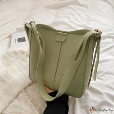 Bird in Bag - Bag female shoulder bag bag new simple armpit bag fashion mother and child bag large capacity bag Armpit Bag, Female Shoulder, Street Trends, Bag Bag, Bird In Bag, Mother And Child, Bag Fashion, Large Bags, Street Style