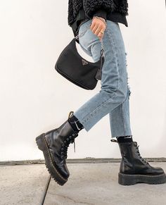 How To Tie Dr Martens Boots, Chuck 70s Outfit, Dr Martens Men Outfit, Martins Shoes, Olivia Jaeger, Brand Direction, Sinners Anonymous, Dr Martens Men, Cute Glasses Frames