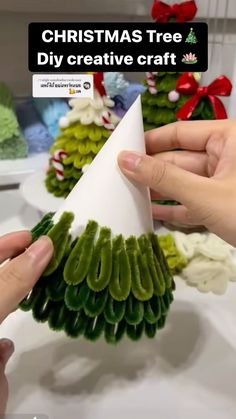 FOOD CAKE DIY ART HACKS TRICKS | ↠ Follow us @TUTORIALSGALLERY for more So Cute ❤️ YES or NO ? 🤯 | Instagram Clothespin Diy Crafts, Clothespins Diy, Diy Natal, Cake Diy, Art Hacks, Acrylic Art Projects, Holiday Tips, Christmas Tree Decorating Themes