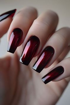 Minimalist Nails Chrome, Nail Designs Maroon, Trendy Nails Chrome, Natural Chrome Nails, Chrome Aura Nails, Nail Art For Summer, Art For Summer, Maroon Nail Designs, Ombre Chrome Nails